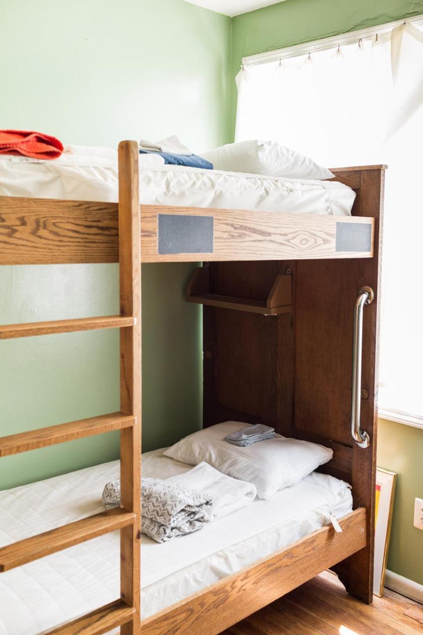 Hostel Детройт Экстерьер фото